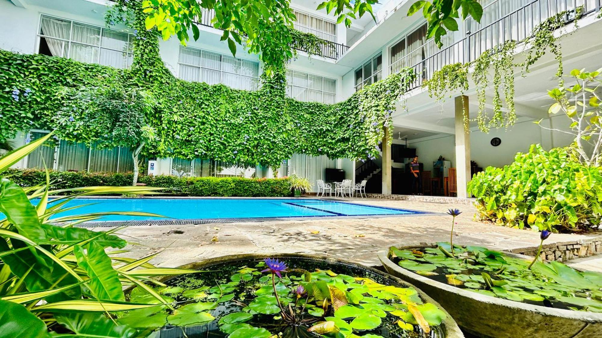 Salubrious Resort Anuradhapura Exterior foto